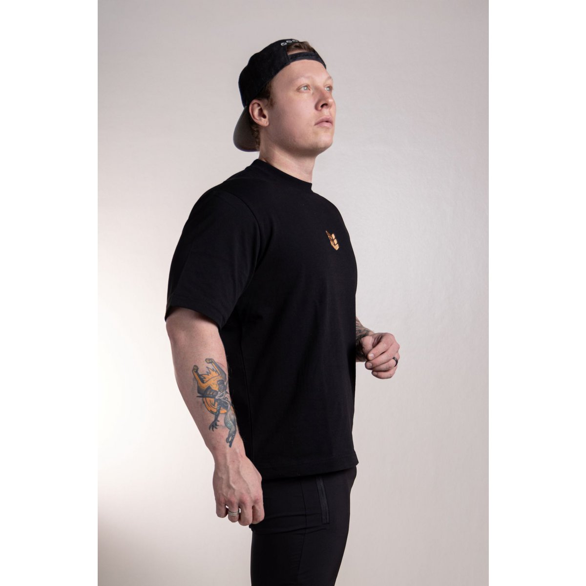 Empire Embody Oversize T-shirt unisex - Duurzaam, duurzaam, hoog verkooppercentage, gemaakt van 250 gsm biologisch katoen met geborduurd logo