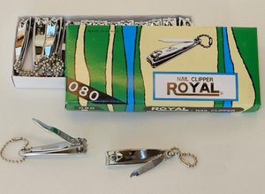 Nail clippers 5cm box of 24 pieces