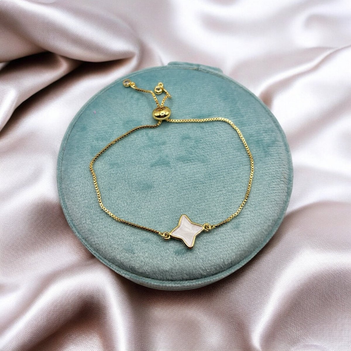 VELIA – Armband mit vergoldetem Stern