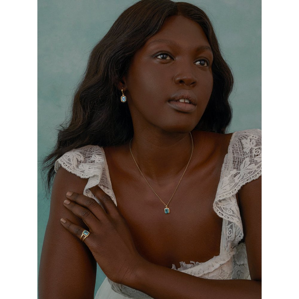 Collier de chair de topaze noir