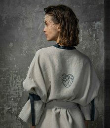 Barbara naturel/antraciet linnen badjas