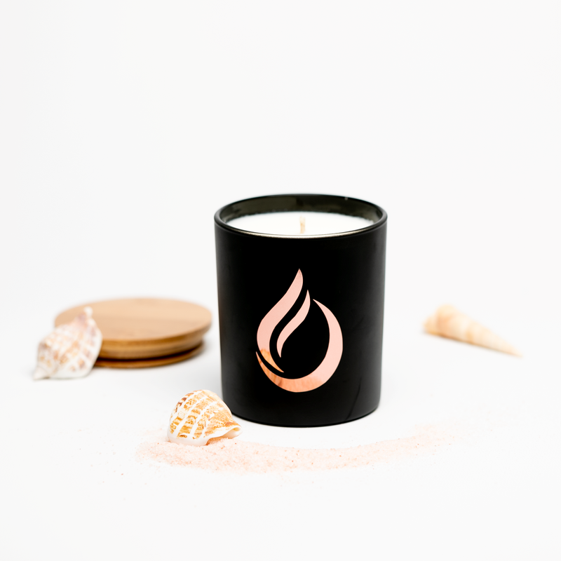 Bougie de soja noire d'aromathérapie 'Sea Walk'