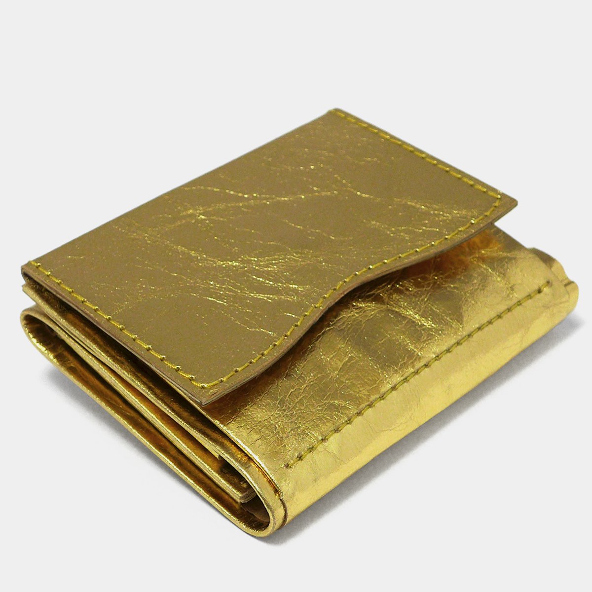 Minimal Wallet Gold - noble wallet made of special paper with gold foil coating