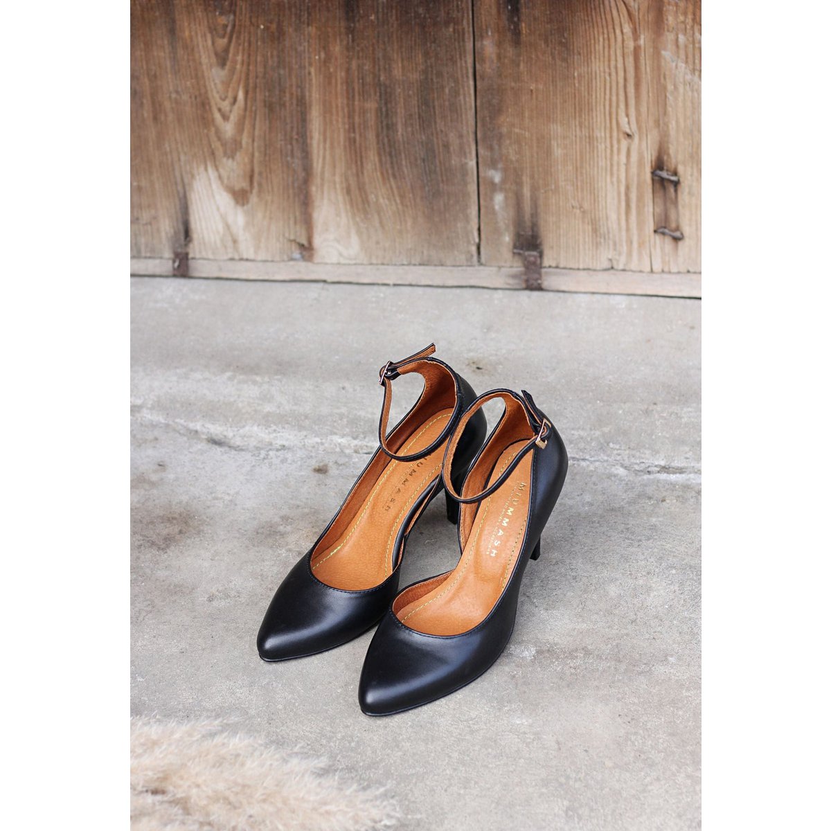Handgemaakte Leren hakken (8 cm) - Vivienne - Zwarte Vintage Schoenen 35-42