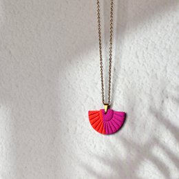 Riflessi di Costiera - Handcrafted Fan Necklace Gold Orange Fuchsia