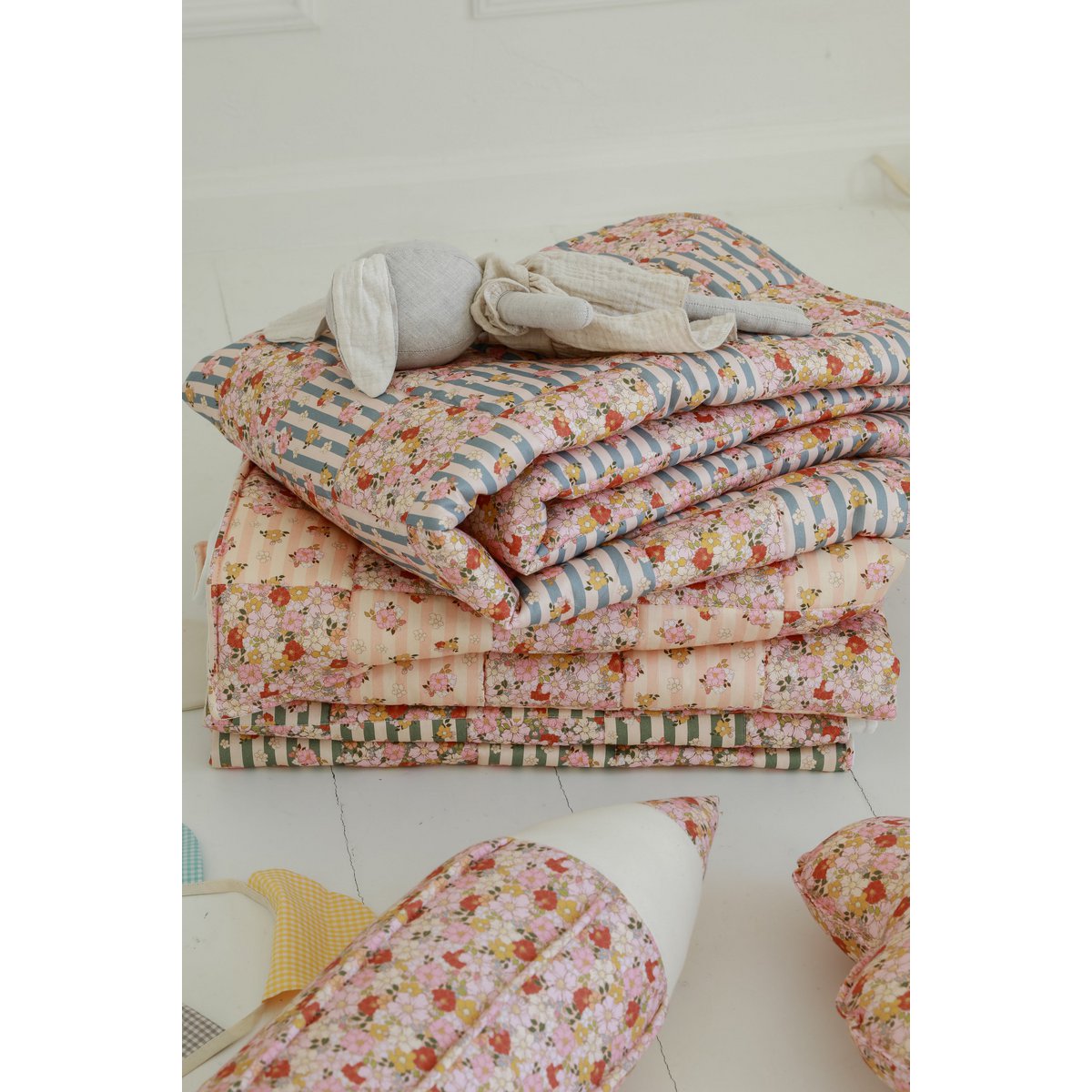Ensemble de literie matelassée en coton pour les enfants «Spring Garden» - conception patchwork, grande taille
