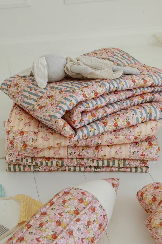 Ensemble de literie matelassée en coton pour les enfants «Spring Garden» - conception patchwork, grande taille