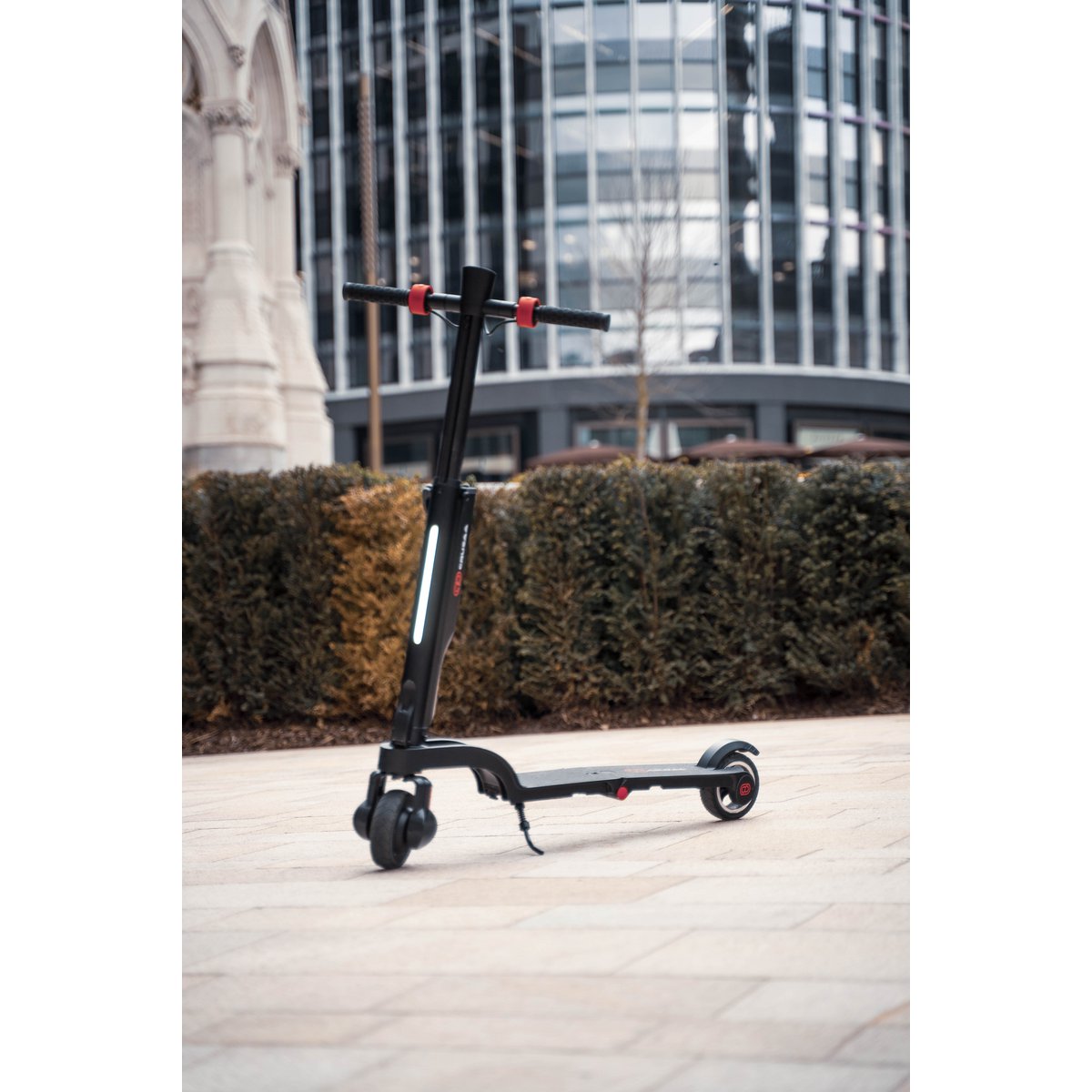 Bluetooth E Scooter - Le scooter électrique officiel Cruzaa City