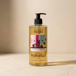 Golden liquid Marseille soap, fig and leaves scent, pump bottle dispenser, traditional French toiletries.