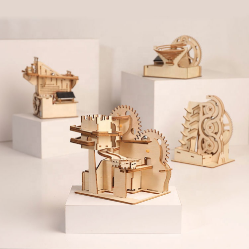 Building kit Knikkerbaan S-Lift Hybrid on solar energy/battery wood