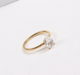 Tabby - Solitaire jubilæums ring i krystalguld