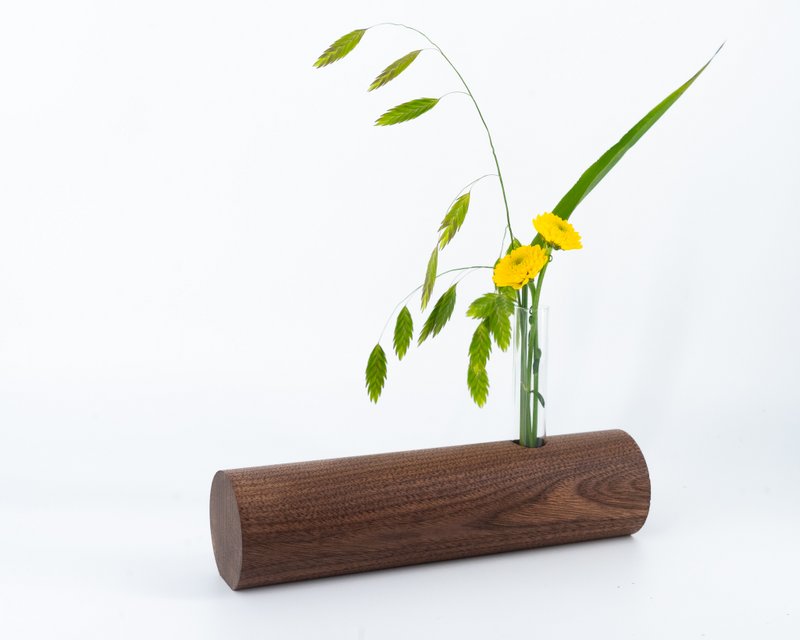 Vase Violet Valnød