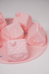 Moule à pâtisserie en silicone rose pastel maisons 26,5x6 cm Isabelle Rose
