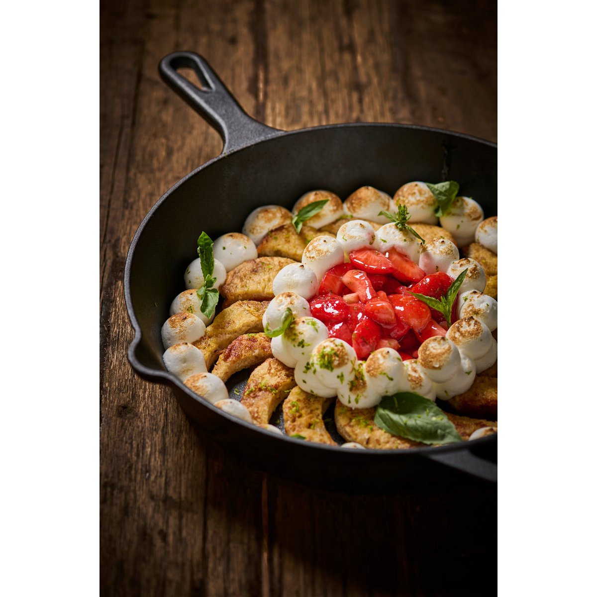 Skillet cast iron frying pan - 30 cm
