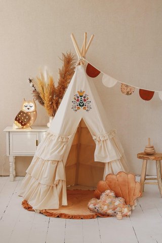 Tipi-Zelt „Folk“ mit Rüschen und Stickerei