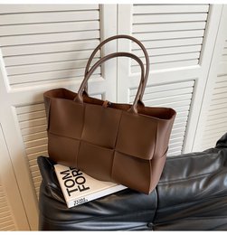 Torba typu shopper/na ramię AnBeck „Classy Beauty” (2 wersje kolorystyczne)