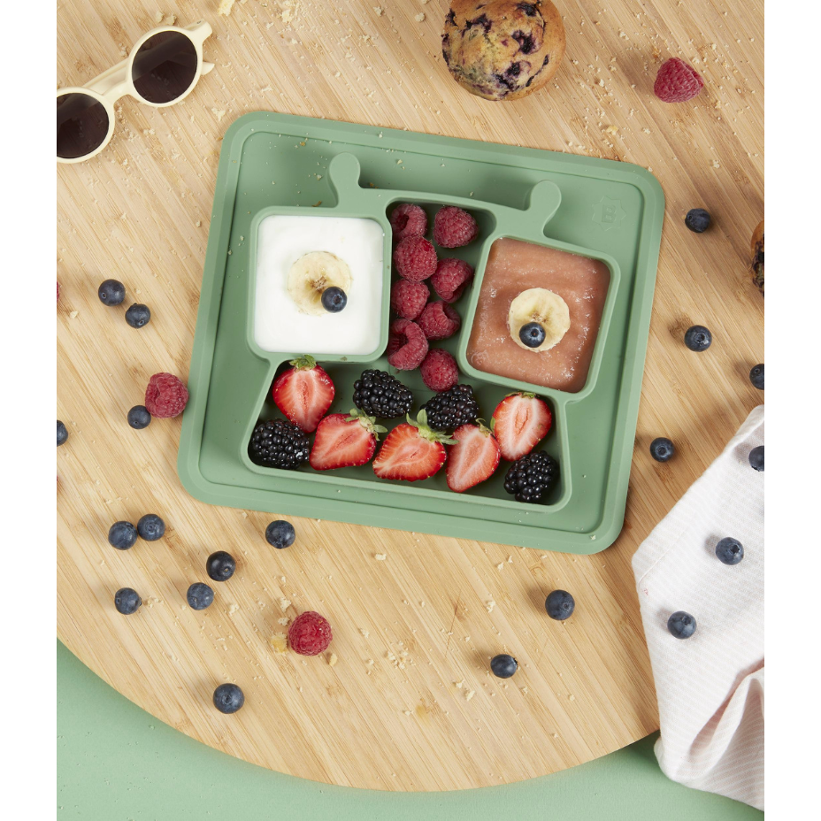 Non-slip silicone compartment plate