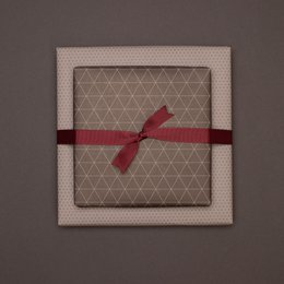 Brown wrapping paper triangles - double -sided wrapping paper for men, sustainable wrapping paper noble
