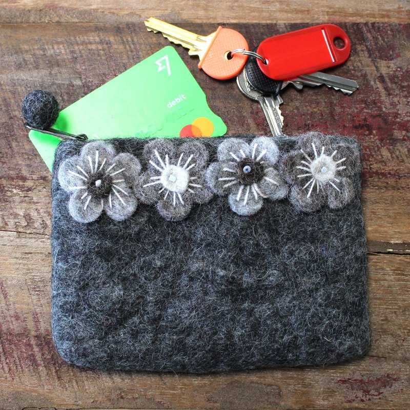 Natural Felt Purse (surt) - Four Flowers