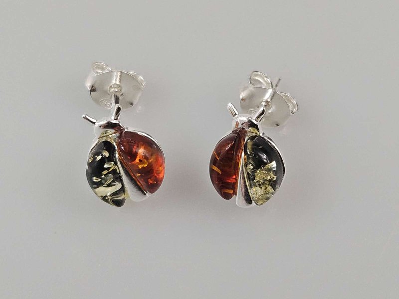 Baltic Amber Stud Øreringe: Sterling Sølv Ladybug Post Øreringe