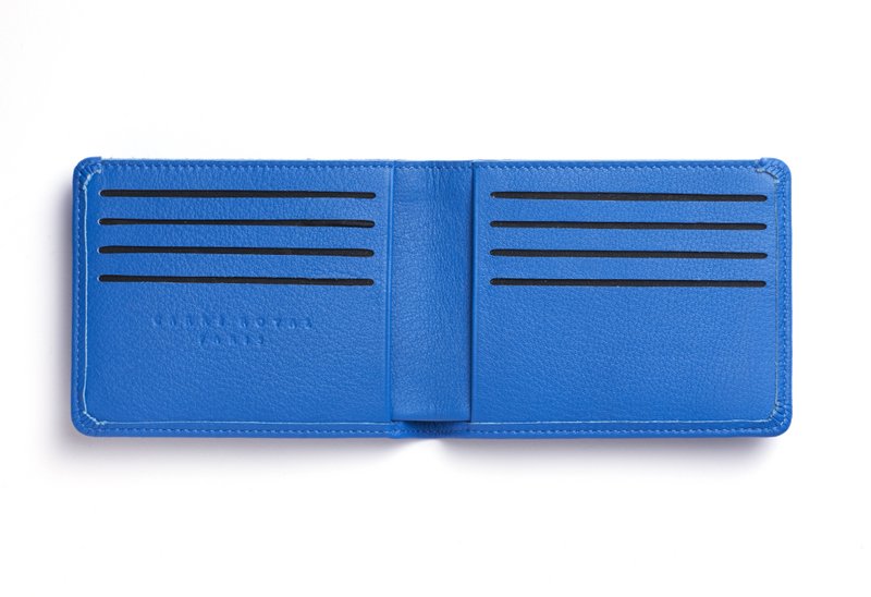 Portafoglio minimalista azzurro