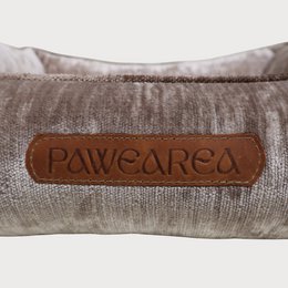 Phoebe Luxury Dog Bed – Premium Velvet, håndlavet i Europa, moderne designerstil