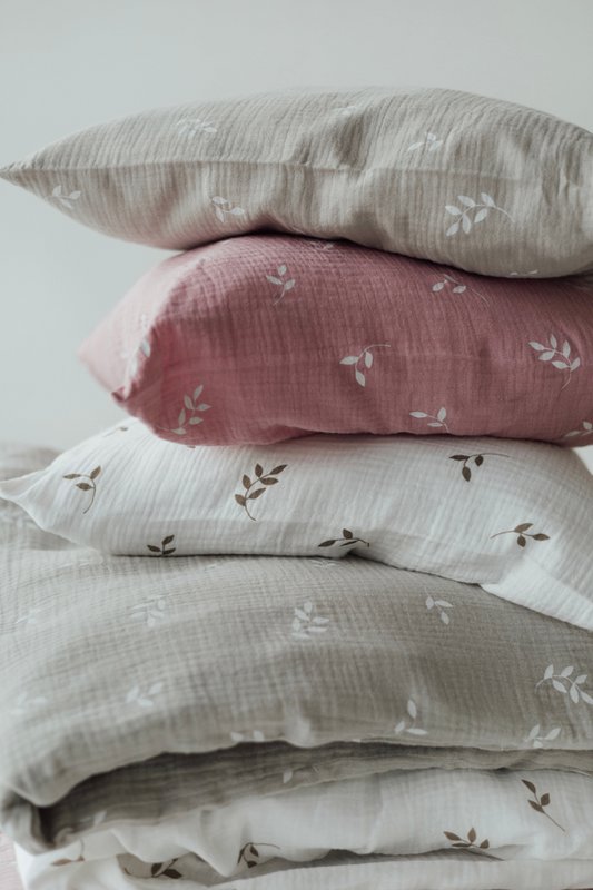 Tisu Baby Duvet Cover & Pillowcase, Blush Leaves