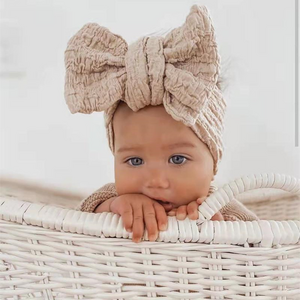 Annie & Charles® Baby Strik Hoofdband CREPE