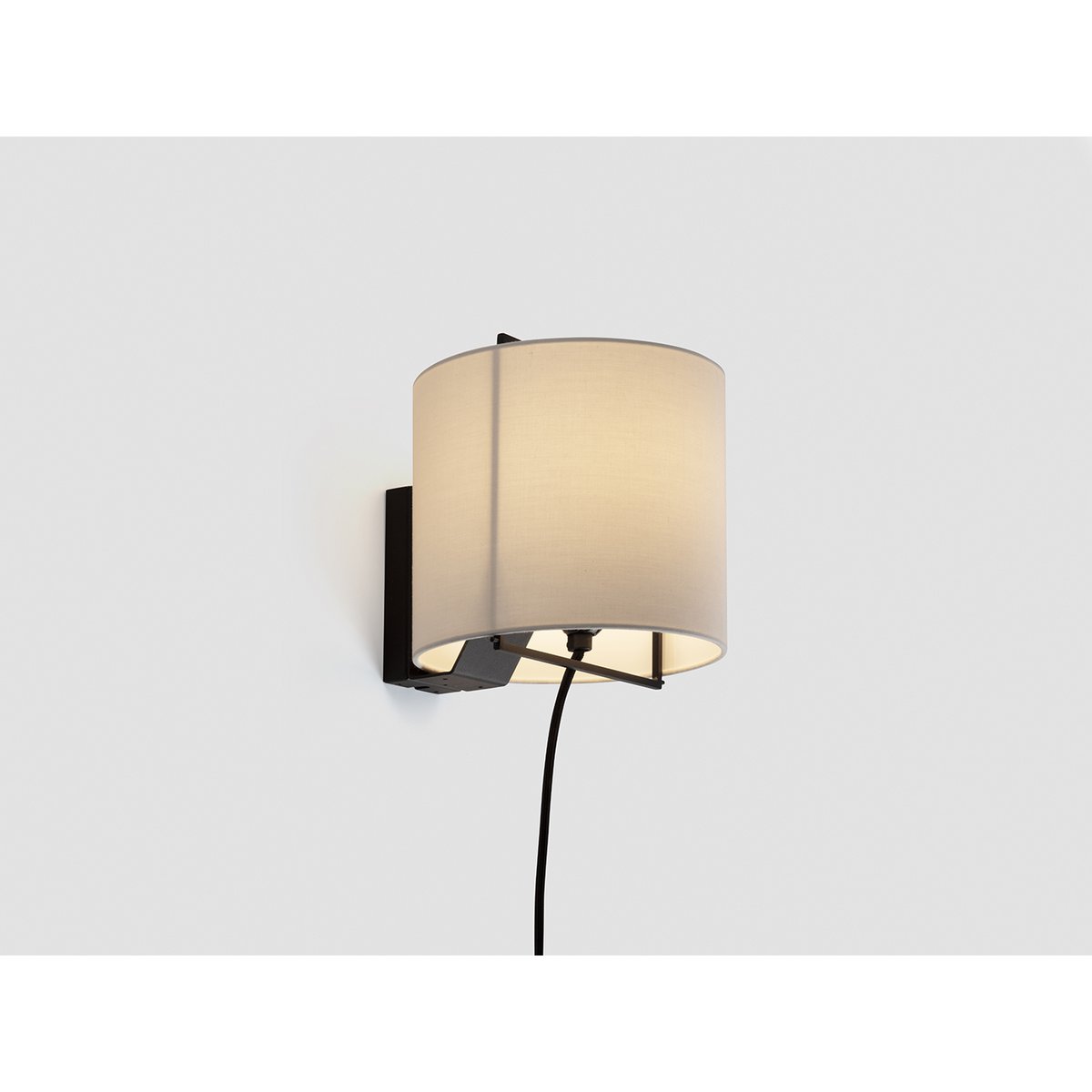 white RAL 9016 cotonet sand
