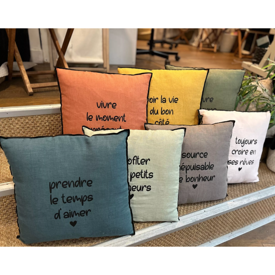 Linen square cushion