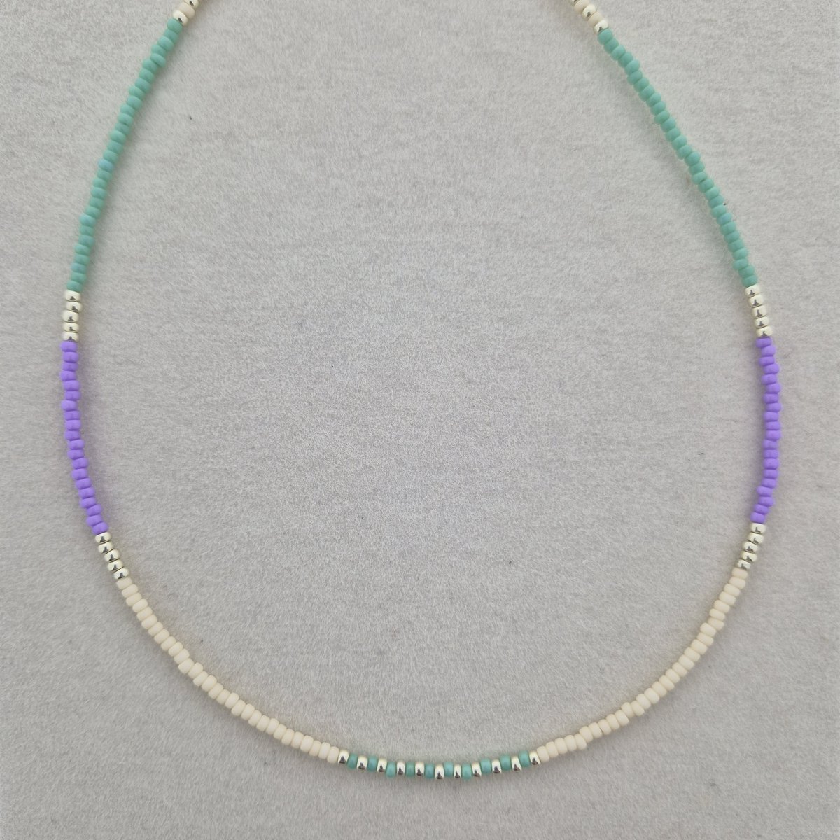 Collier court en perles Miyuki | Violet, turquoise