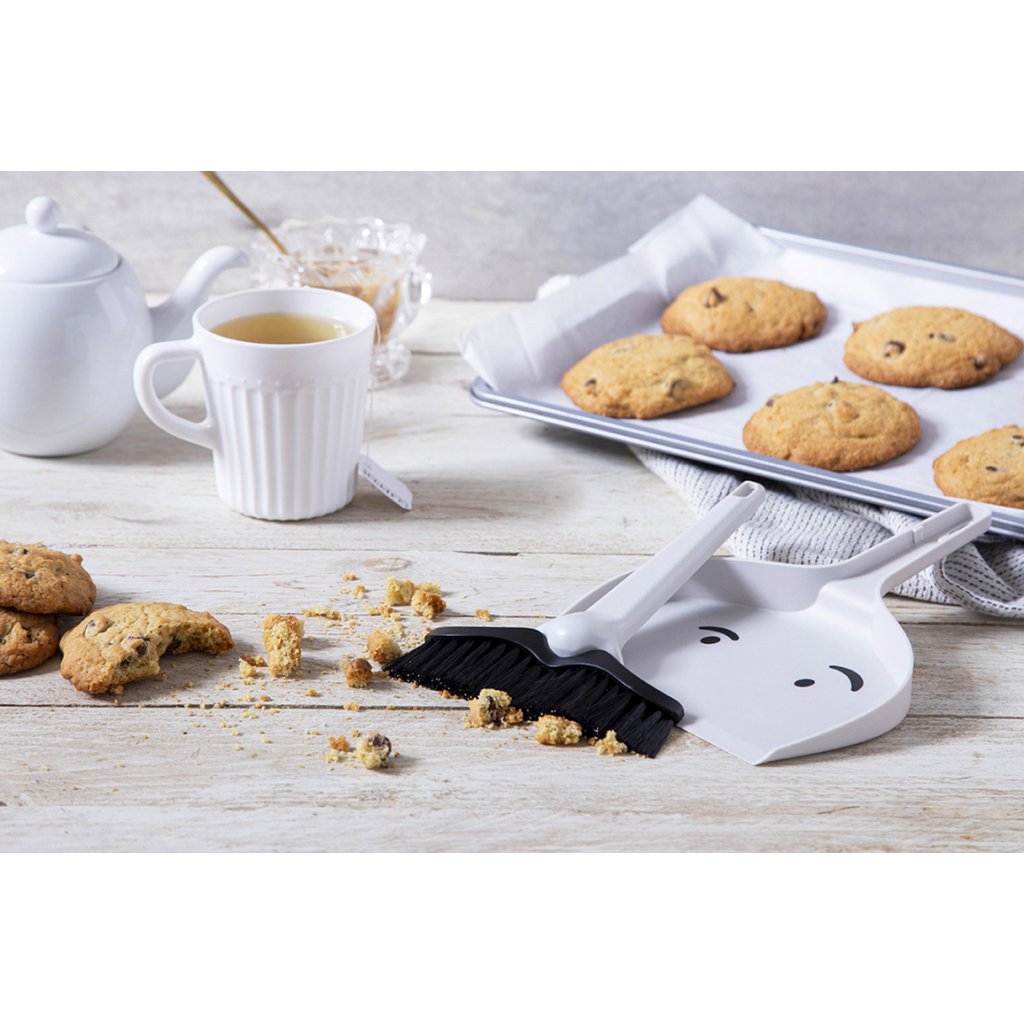 Peleg Design Stoffer en blik Dustache