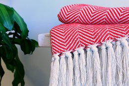 100% Luksuriøse Stripes ZigZag bomuldstæppe lavet i Portugal