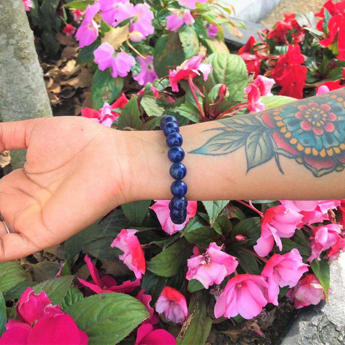 Lapislazuli Stretch-Armband von nlanlaVictory