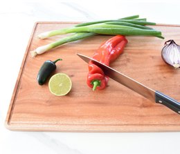 Cutting Board with Groove - Khaya Wood - Hand made - Eco-friendly