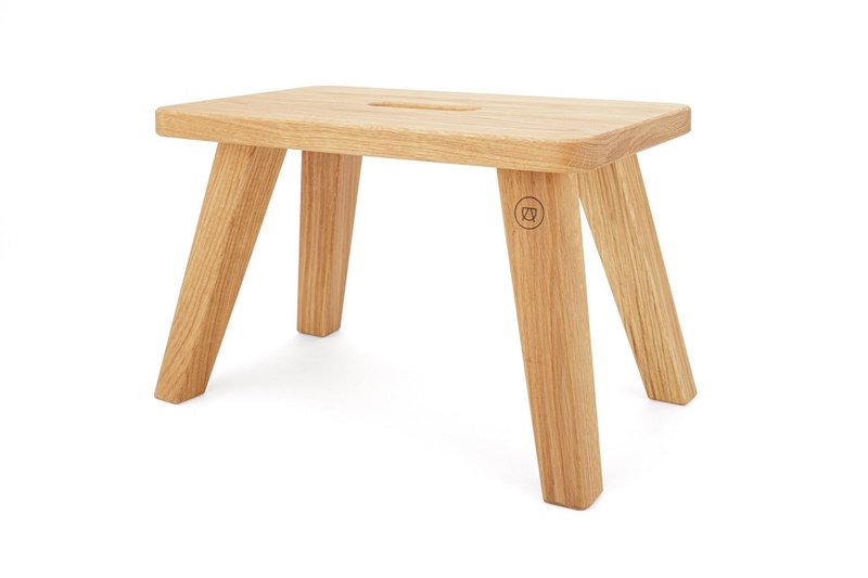 Robust Holzschemel aus Eichenholz »Emil« i varmere Honigoptik