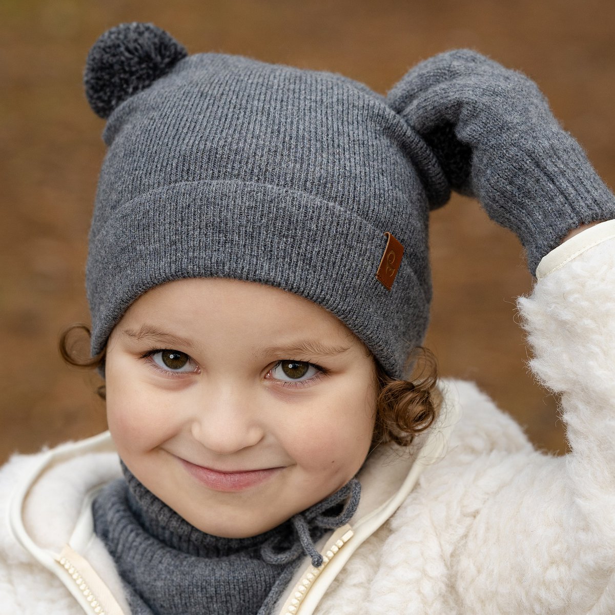 Gestrickte Babymütze aus Merinowolle und Kaschmir für Kinder
