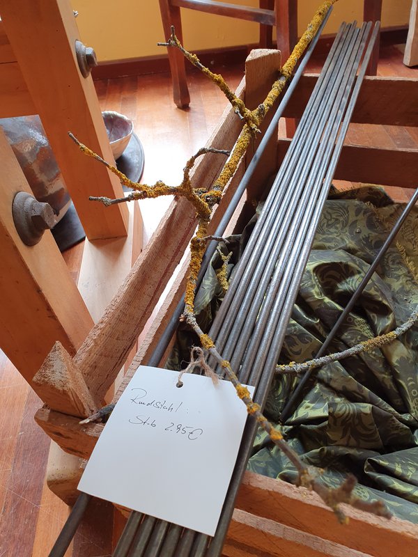 Metalstang, rundstål, L= ca 40 cm til blomsterpigge og andet brug