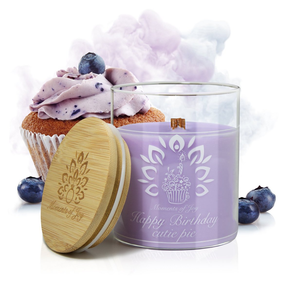 Decorative candle with blueberry muff scent & crackling wooden wick: Happy Birthday candle