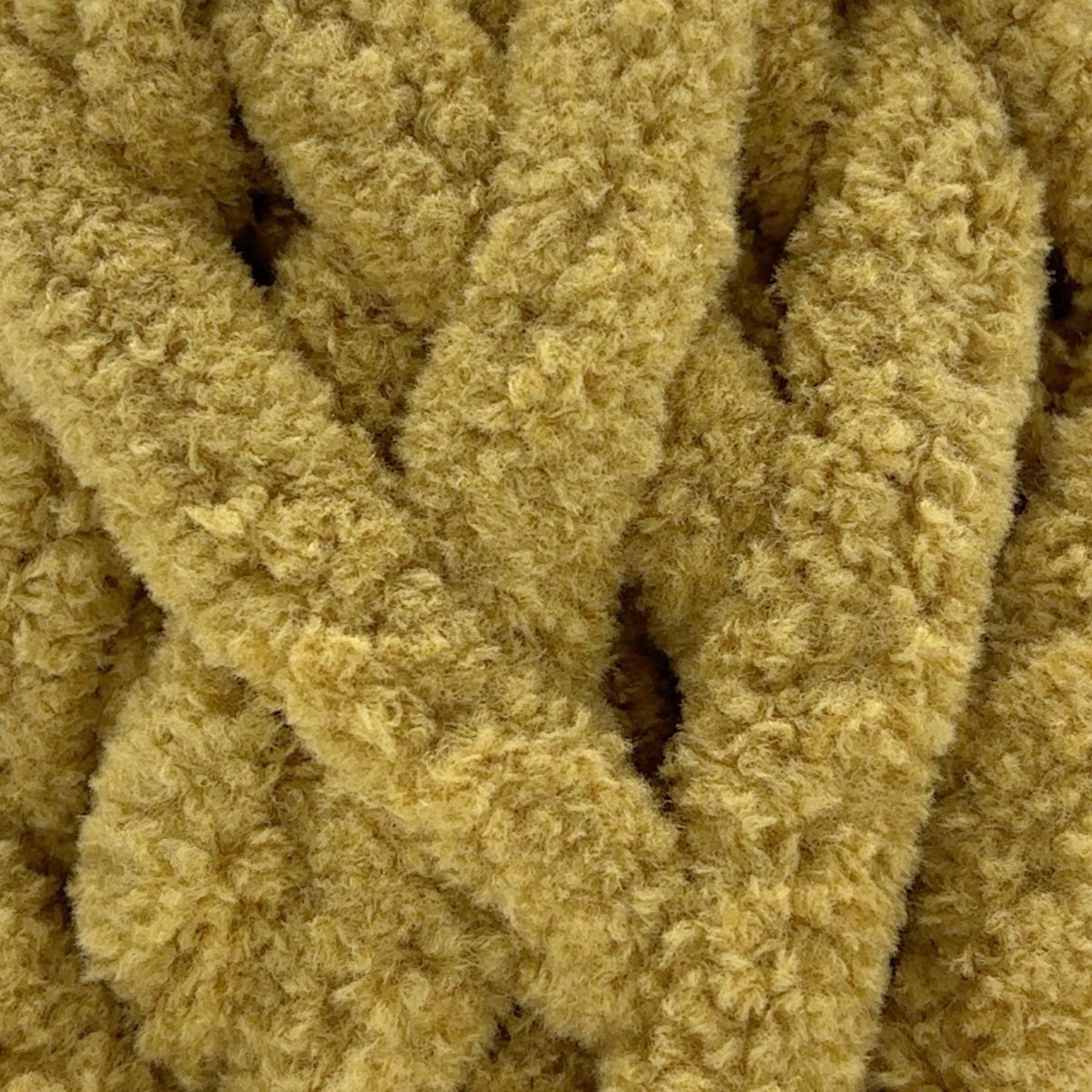 Sensy Chunky Yarn, Blanket Yarn, 7 oz, 28 Yards, Gauge 7 Jumbo
