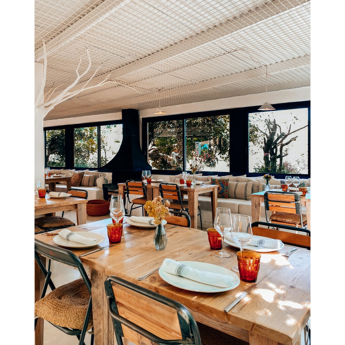 Zu Gast auf Ibiza. Sehnsuchtsorte, Originalrezepte und Geheimtipps