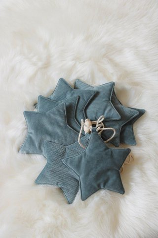 Samtgirlande „Grey Mint Dust“ mit Sternen