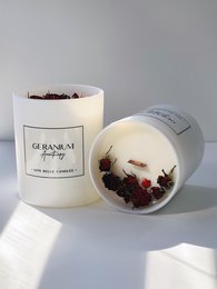 Geranium aromatherapy candle