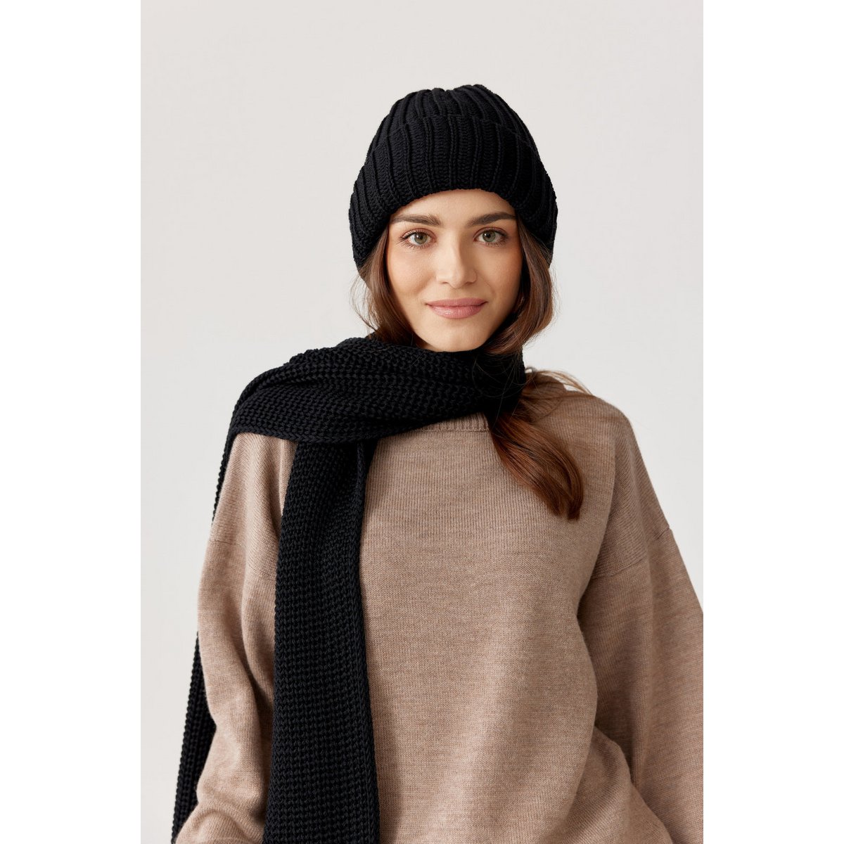 SOPHIE Mütze – 100 % Merinowolle – Schwarz