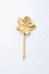 Trendy hair accessories