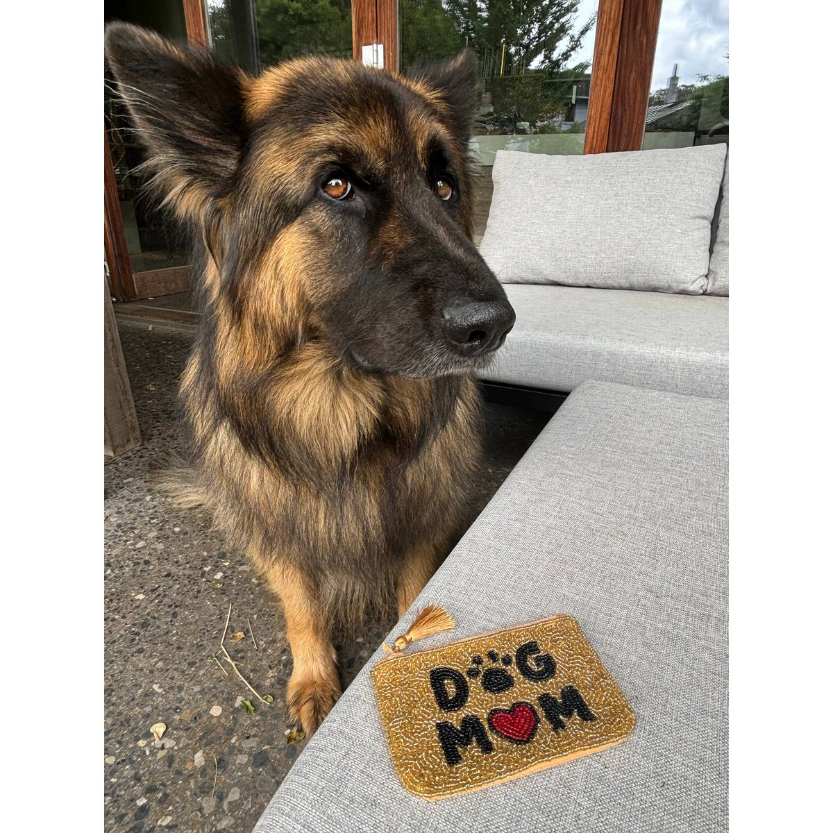 Handcrafted Beaded Dog Mom Pouch * Gift *
