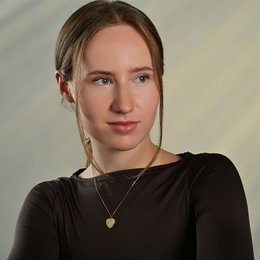 Accentketting met hartjeshanger "Paulina", roestvrij staal, ion-plated, goudkleurig