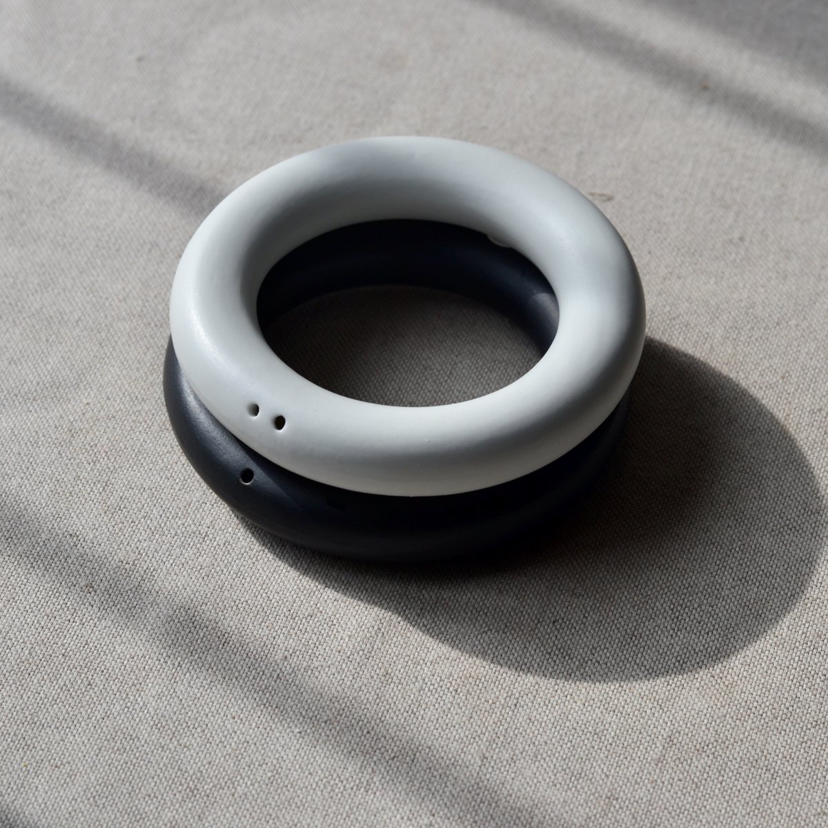 Rings Salt + Pepper Copy
