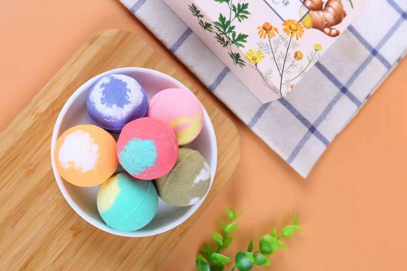 Bombas de baño - Set de 20 piezas - 5 aromas diferentes - Rosas, Jazmín, Lavanda, Jengibre y Árbol de Té