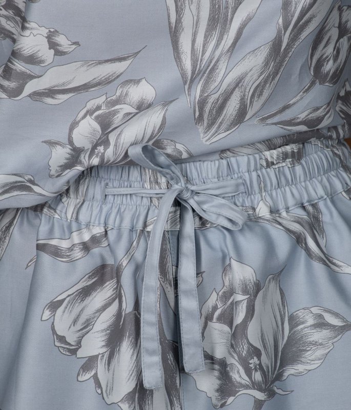 Pajamas: shirt + shorts Cloudy Tulips